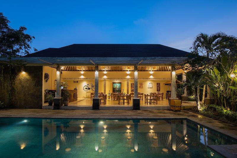 La Berceuse Resort and Villa Nusa Dua by Taritiya - Restoran