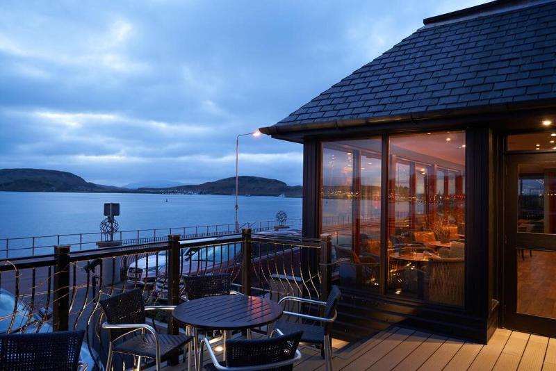 Oban Bay Hotel - Teras