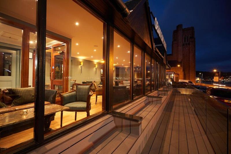 Oban Bay Hotel - Teras
