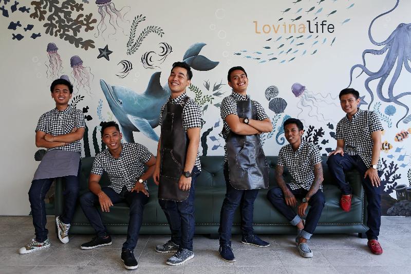 Lovina Life Room Cafe - Lobi