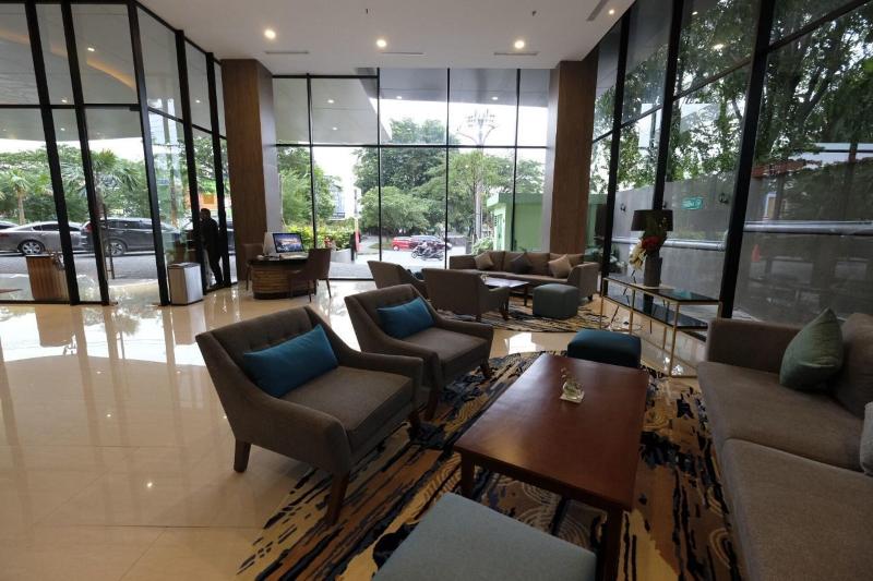 Ayola Lippo Cikarang - Lobi