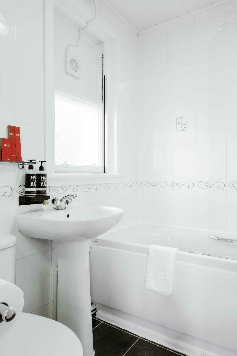Muthu Queens Hotel - Oda
