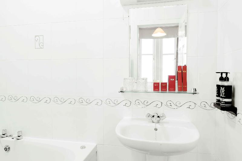Muthu Queens Hotel - Oda