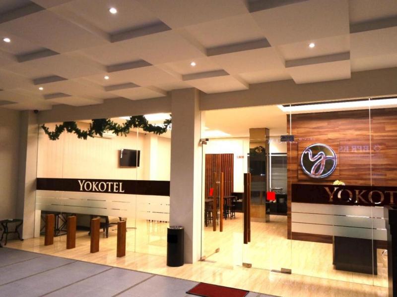 Yokotel Hotel - Lobi