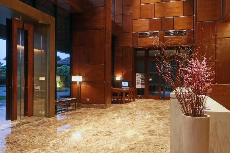 Veranda Serviced Residence Puri - Lobi