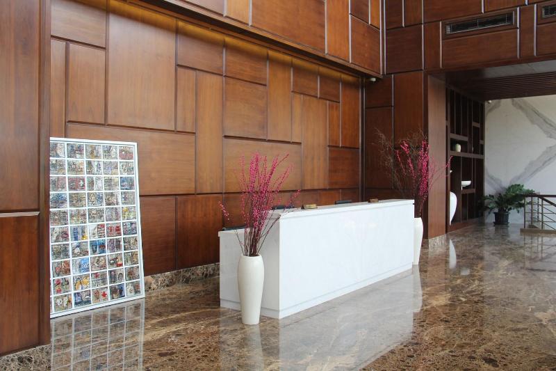 Veranda Serviced Residence Puri - Lobi