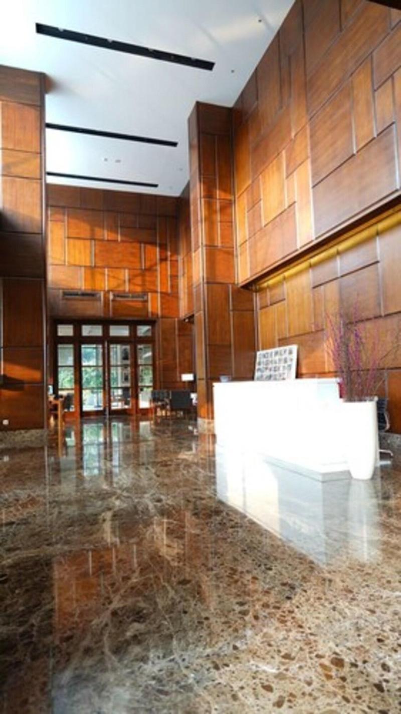 Veranda Serviced Residence Puri - Lobi