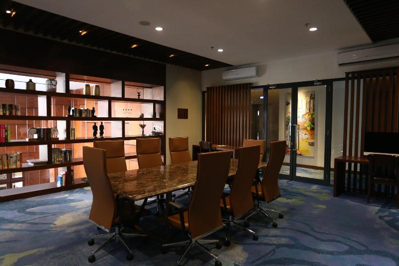 Veranda Serviced Residence Puri - Toplantı