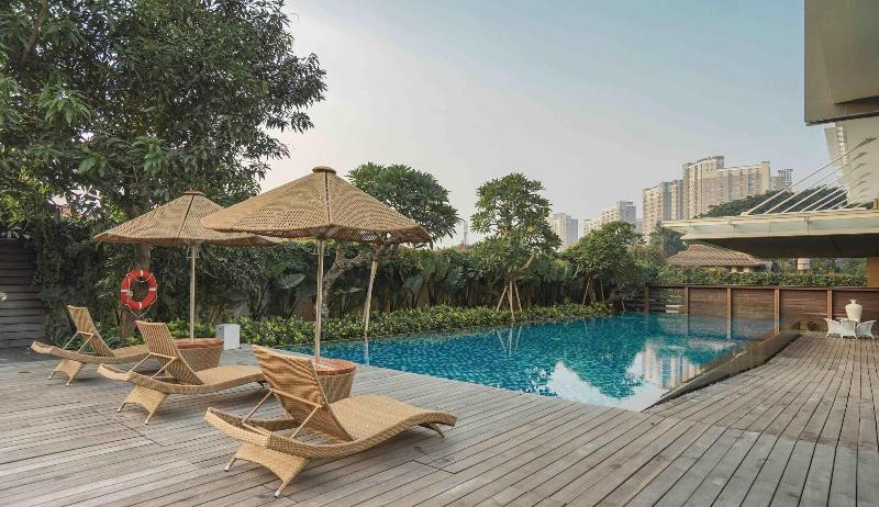 Veranda Serviced Residence Puri - Havuz