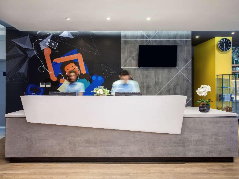 Ibis Budget Surabaya Diponegoro - Lobi