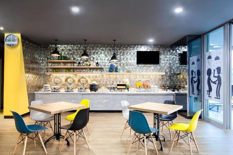 Ibis Budget Surabaya Diponegoro - Restoran