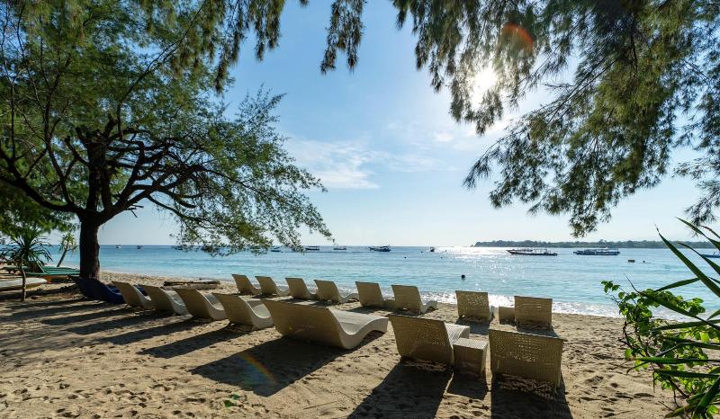 Bale Sampan Bungalows - Plaj