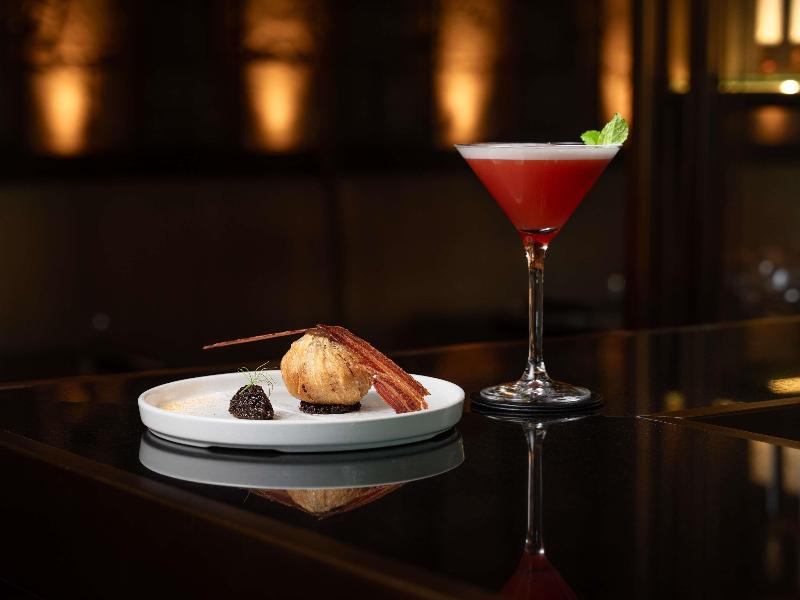 Sofitel Dubai The Obelisk - Bar