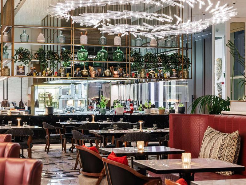 Sofitel Dubai The Obelisk - Restoran