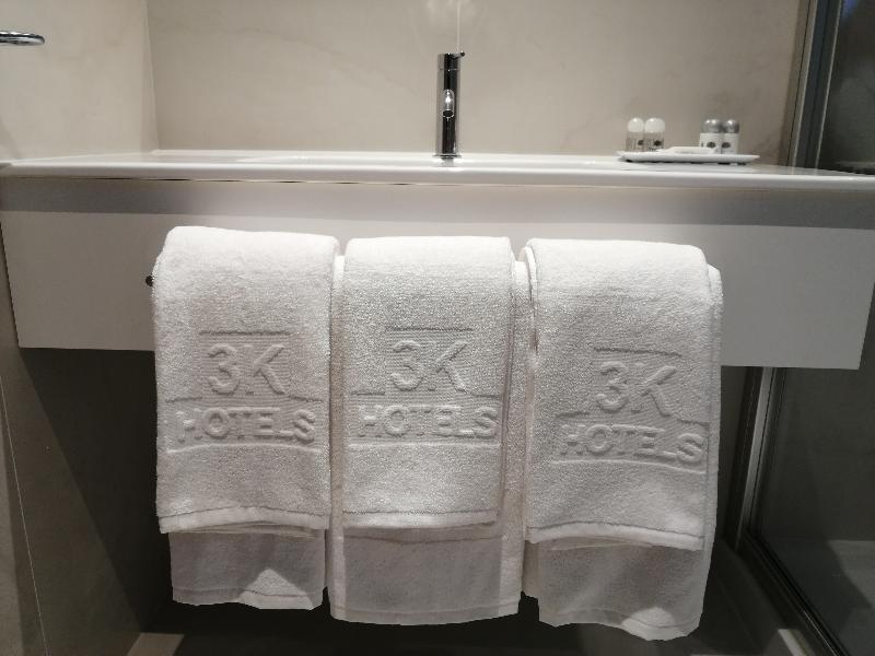 Hotel 3K Porto - Aeroporto - Oda