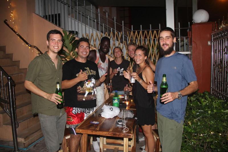 The Twins Hostel - Bar