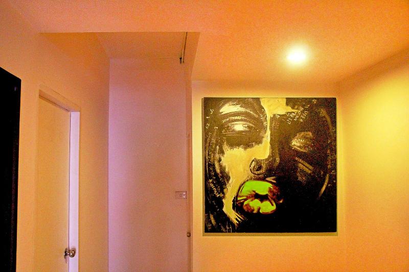 The Twins Hostel - Lobi