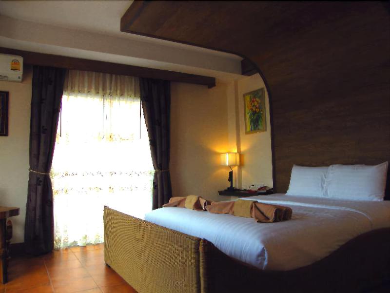 Red Balcony Hotel - Oda