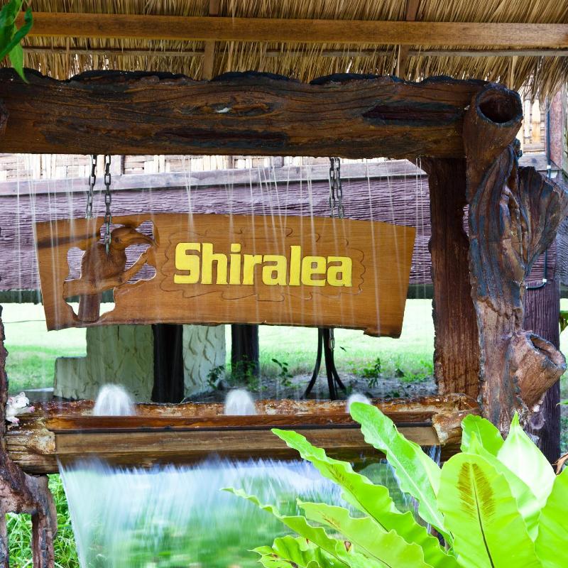 Shiralea Backpackers Resort - Lobi