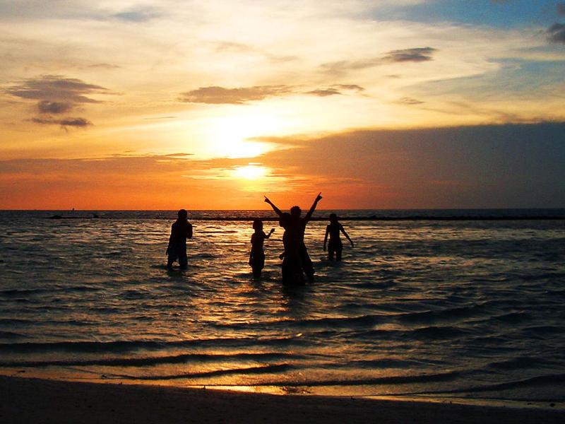 Shiralea Backpackers Resort - Plaj