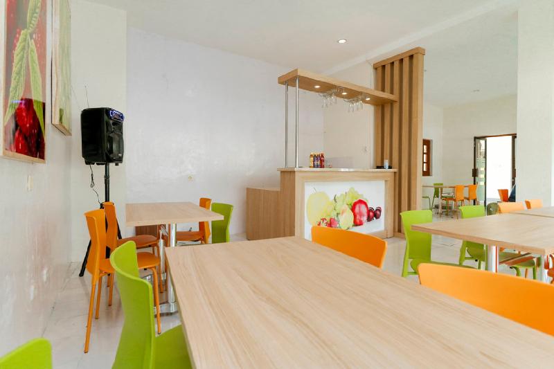 RedDoorz Plus @ Slamet Riyadi - Genel