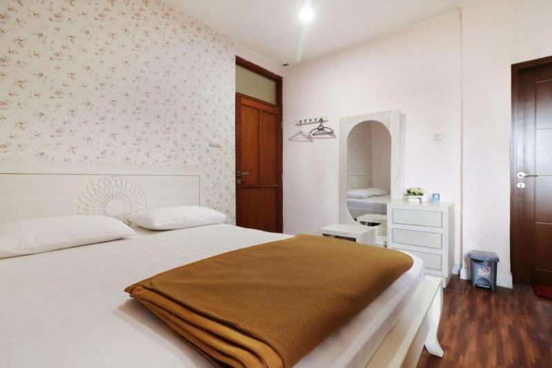 Jayagiri Guesthouse By Belgareti by ZUZU - Oda