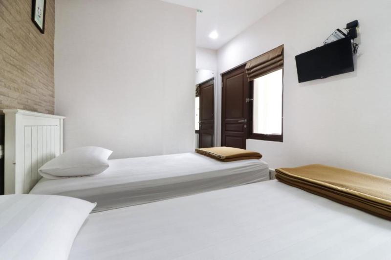 Jayagiri Guesthouse By Belgareti by ZUZU - Oda