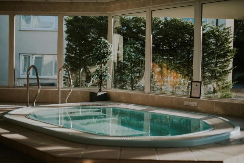 Bowfield Hotel & Country Club - Havuz
