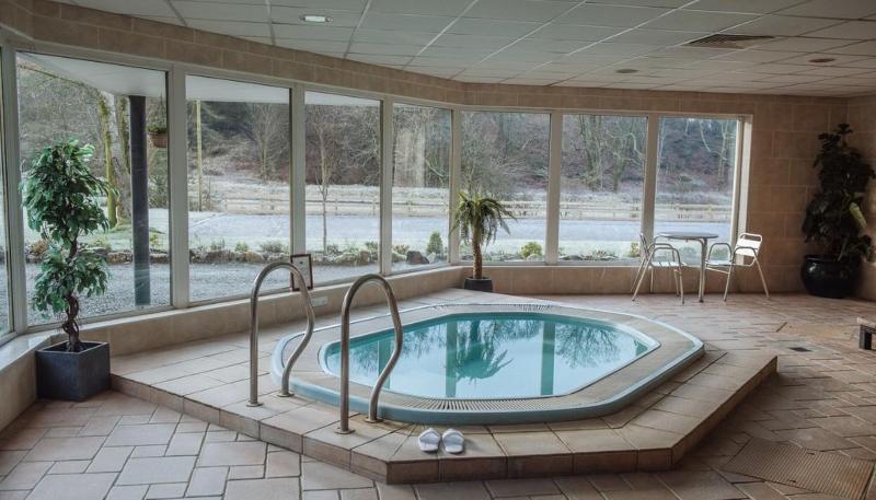 Bowfield Hotel & Country Club - Havuz