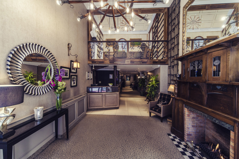 Carlton George Hotel - Lobi
