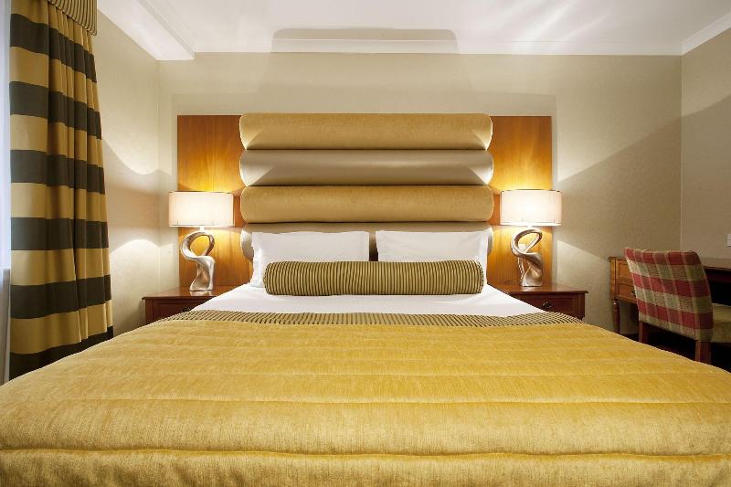 Carlton George Hotel - Oda