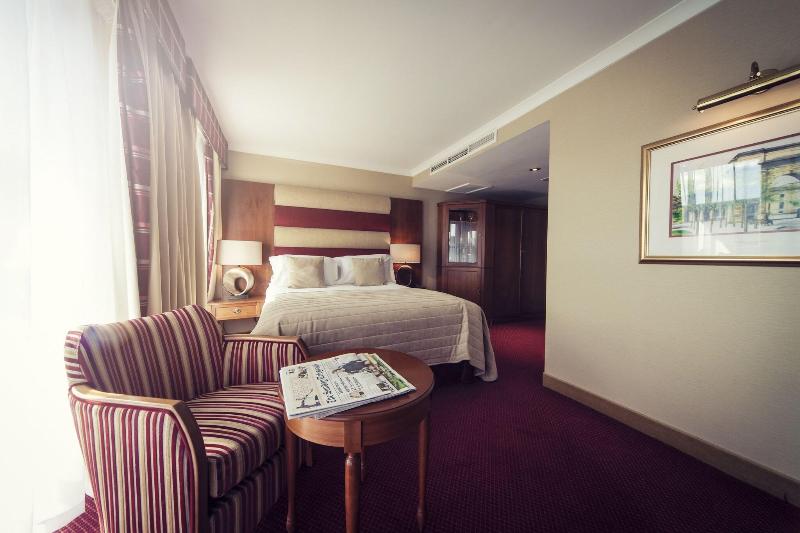Carlton George Hotel - Oda