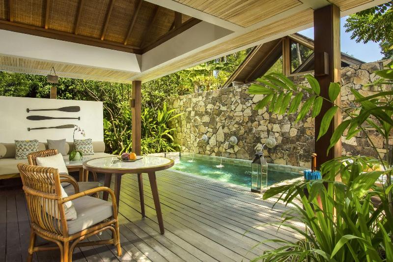 Jeeva Santai Villas - Havuz
