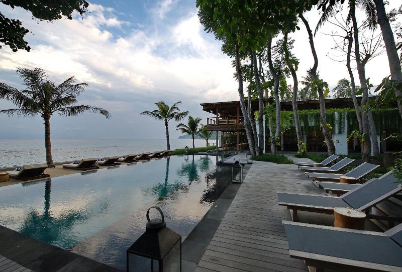 Jeeva Santai Villas - Havuz