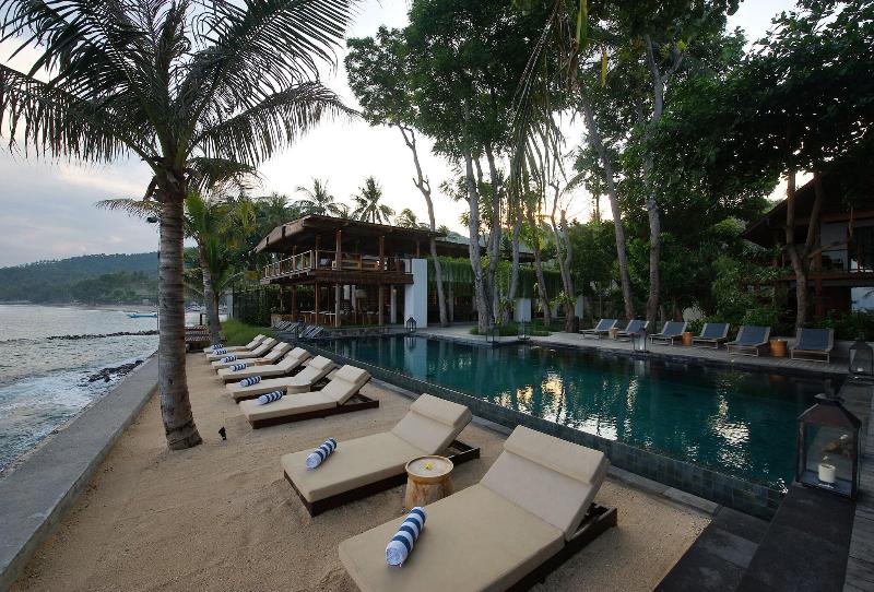 Jeeva Santai Villas - Havuz