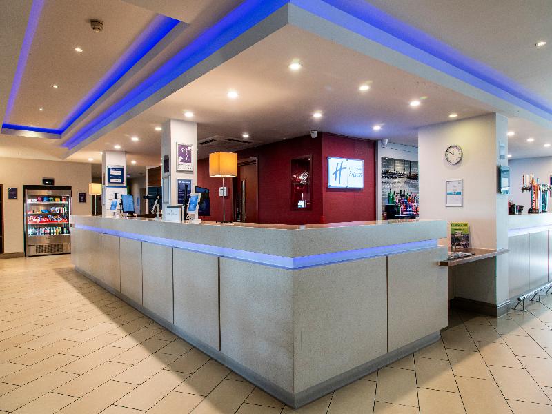 Holiday Inn Express Glasgow Airport - Lobi