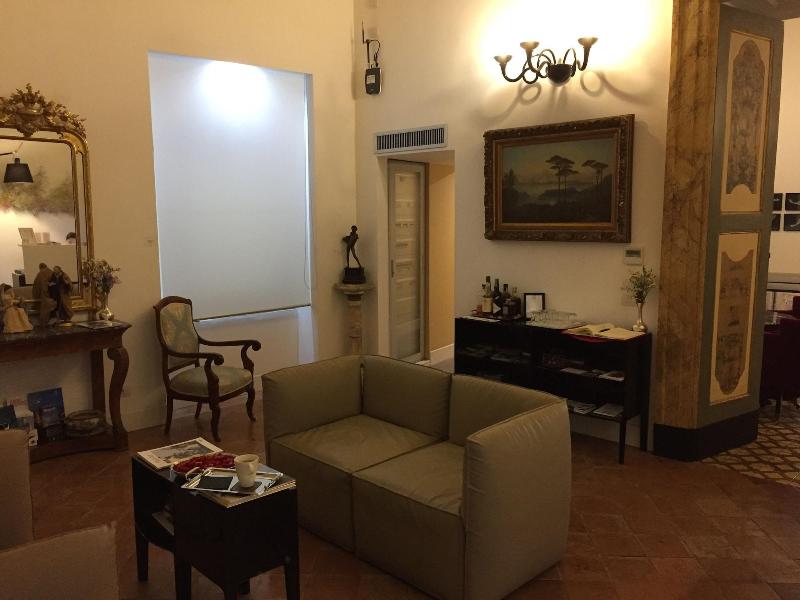 Santa Chiara Boutique Hotel - Lobi