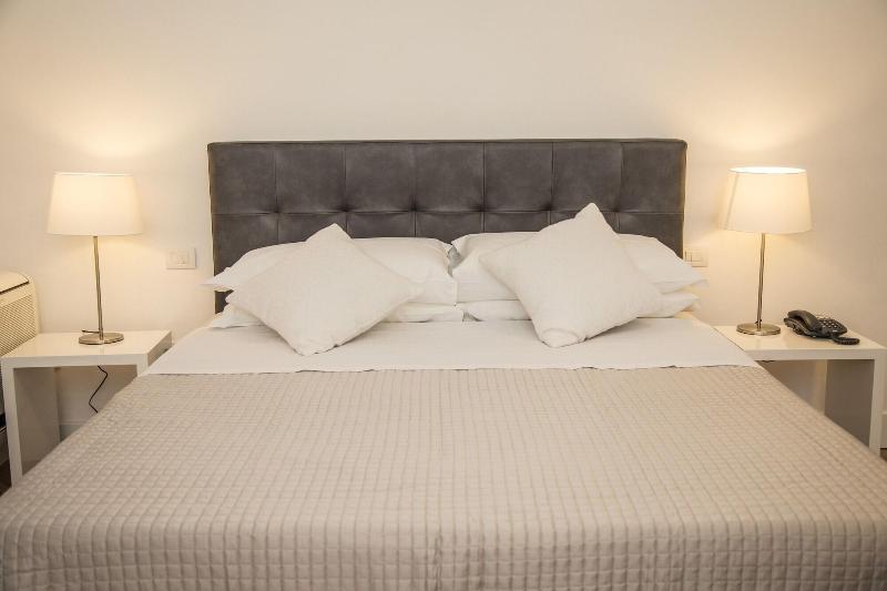 Santa Chiara Boutique Hotel - Oda