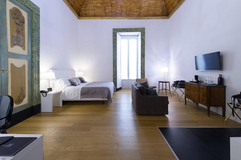 Santa Chiara Boutique Hotel - Oda