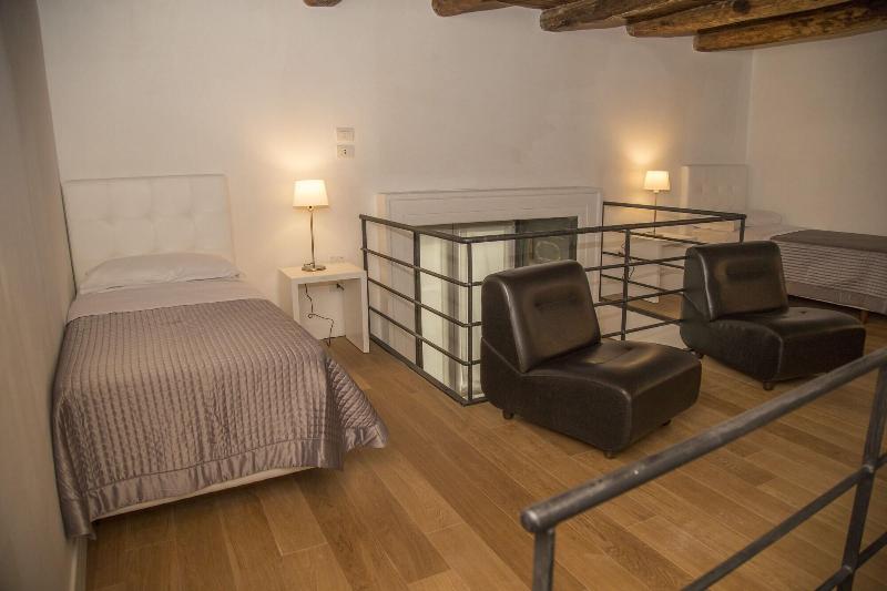 Santa Chiara Boutique Hotel - Oda