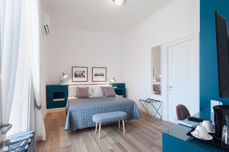 Santa Chiara Boutique Hotel - Oda