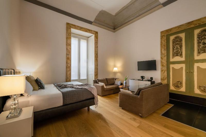 Santa Chiara Boutique Hotel - Oda