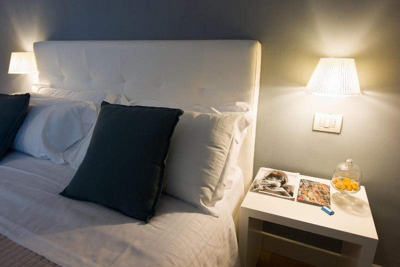 Santa Chiara Boutique Hotel - Oda