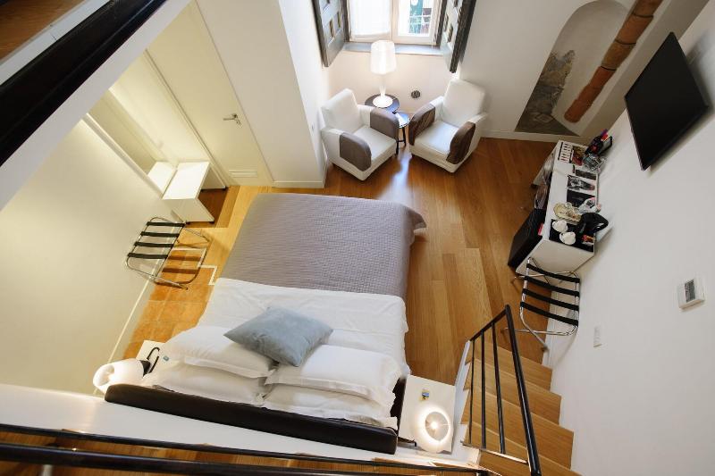 Santa Chiara Boutique Hotel - Oda