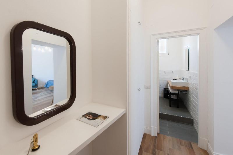 Santa Chiara Boutique Hotel - Oda