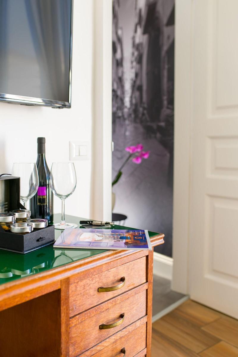 Santa Chiara Boutique Hotel - Oda