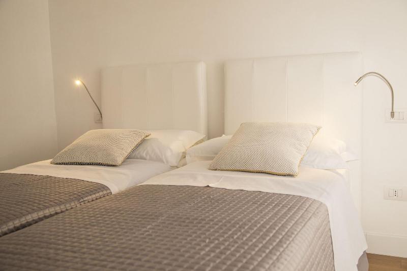 Santa Chiara Boutique Hotel - Oda