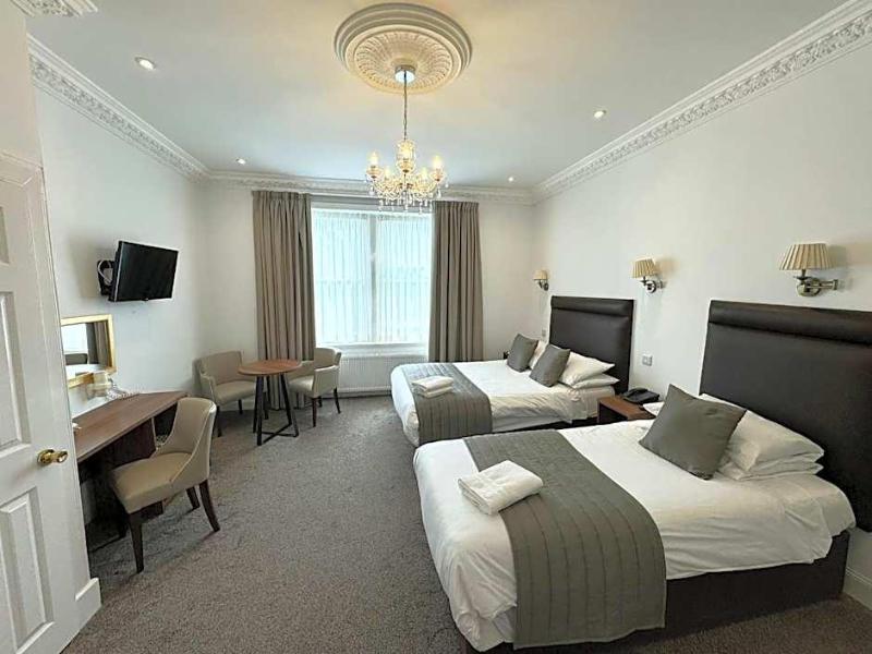 Town House Hotel - Oda