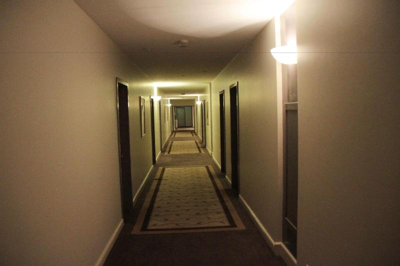 Royal Garden Hotel - Lobi