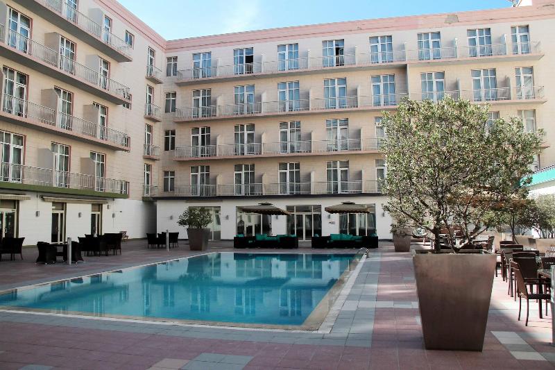 Royal Garden Hotel - Genel